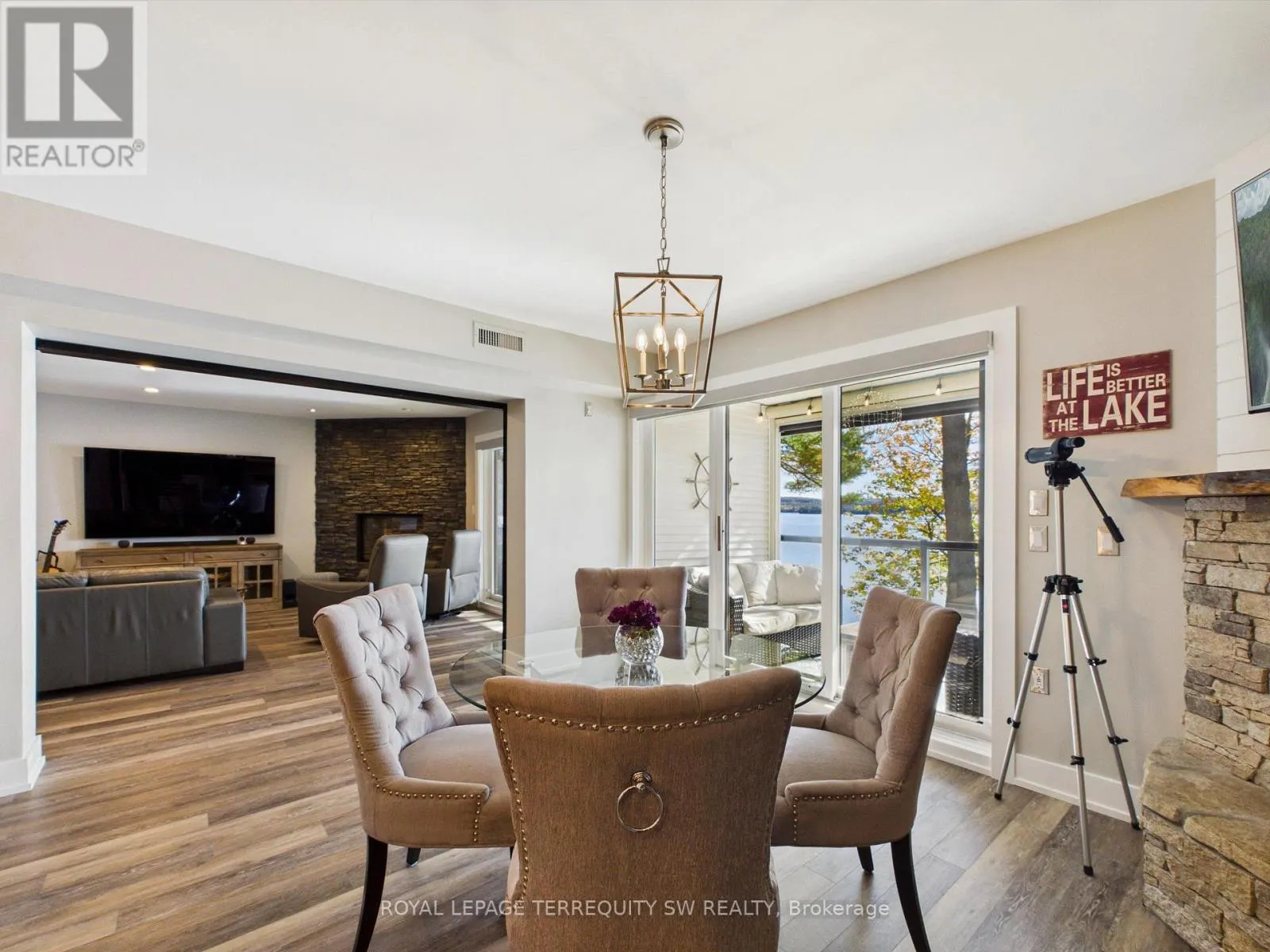 210 - 10 COVESIDE DRIVE