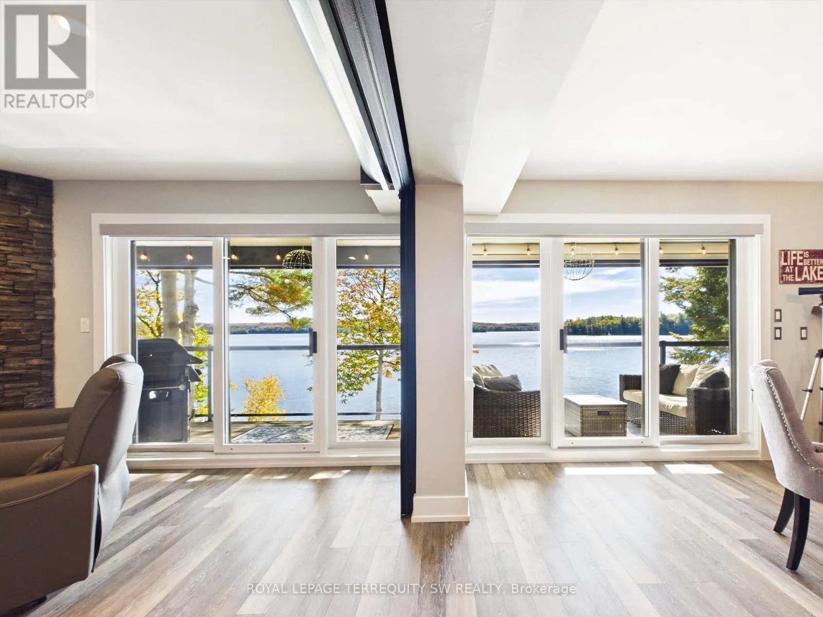 210 - 10 COVESIDE DRIVE