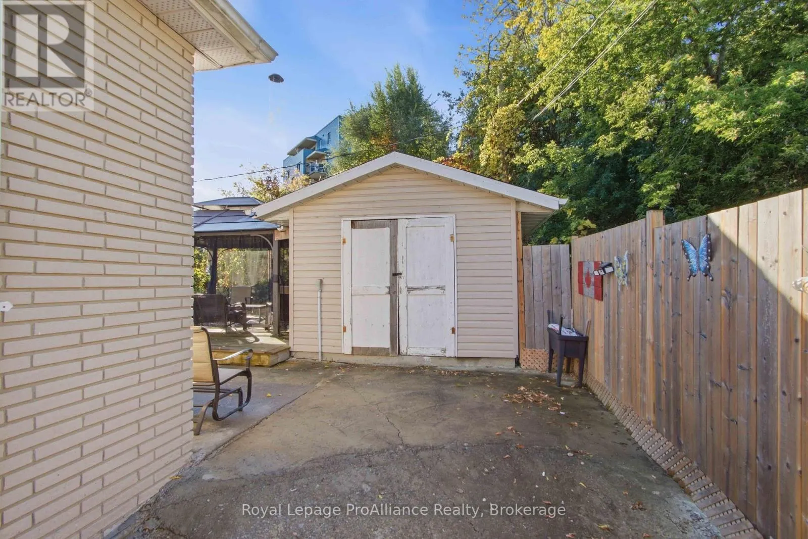 114 CATHERINE STREET