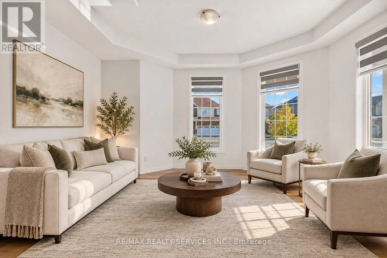 10 MUNRO CIRCLE
