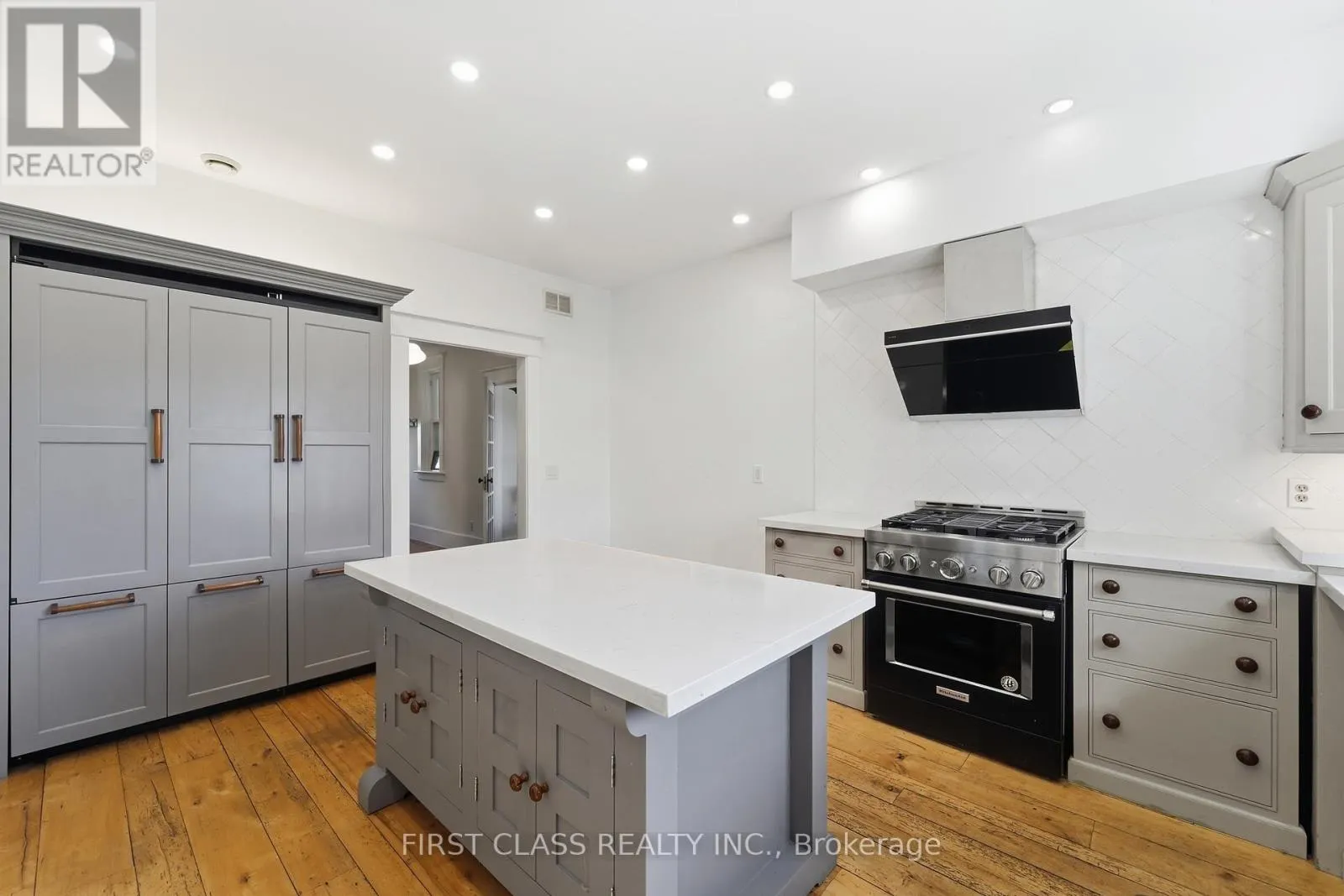 424 CONCESSION RD 8 E