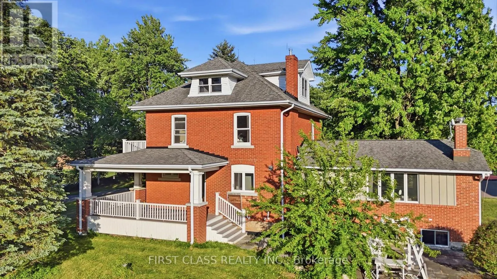 424 CONCESSION RD 8 E
