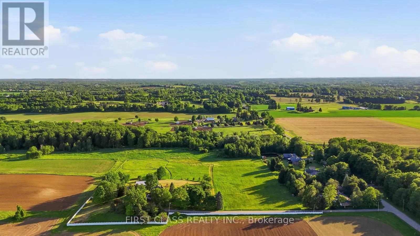 424 CONCESSION RD 8 E