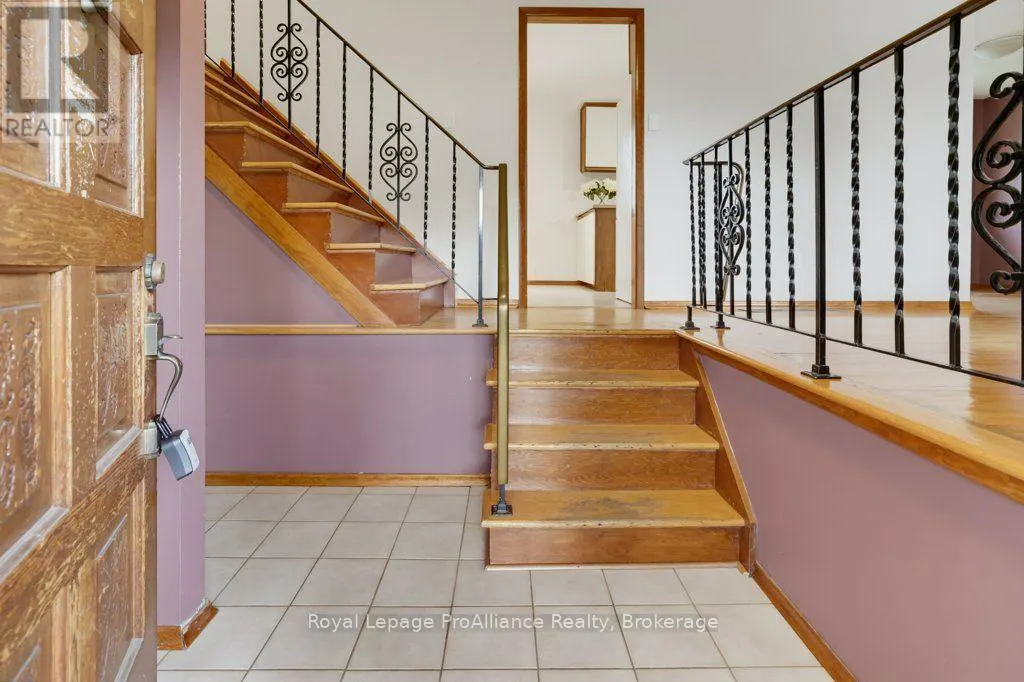 23 THORNCLIFFE DRIVE