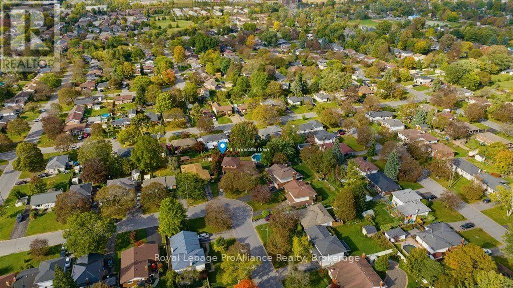 23 THORNCLIFFE DRIVE