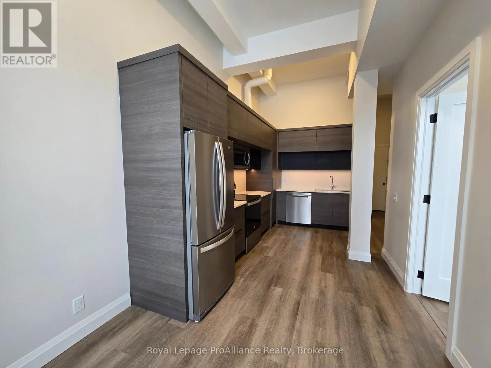 1 - 261 FRONT STREET #1