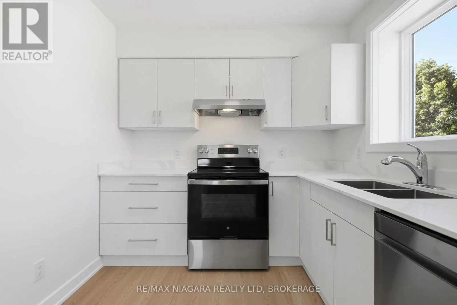 102 - 140 CHURCH STREET #102