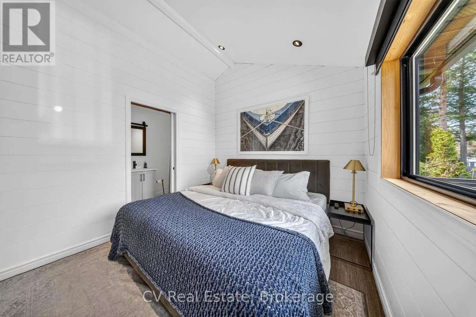 1 - 1018 GEORGINA WAY #1