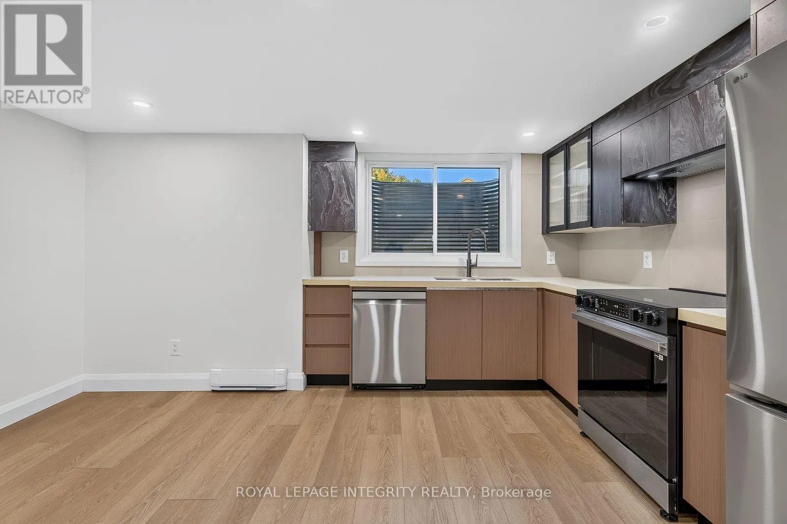 A - 775 KINGFISHER CRESCENT