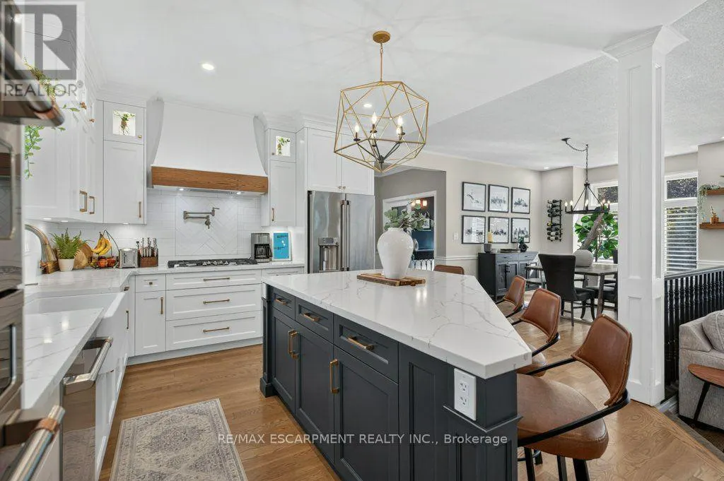 447 GOLF LINKS ROAD