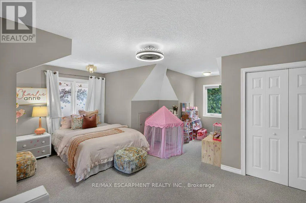 447 GOLF LINKS ROAD