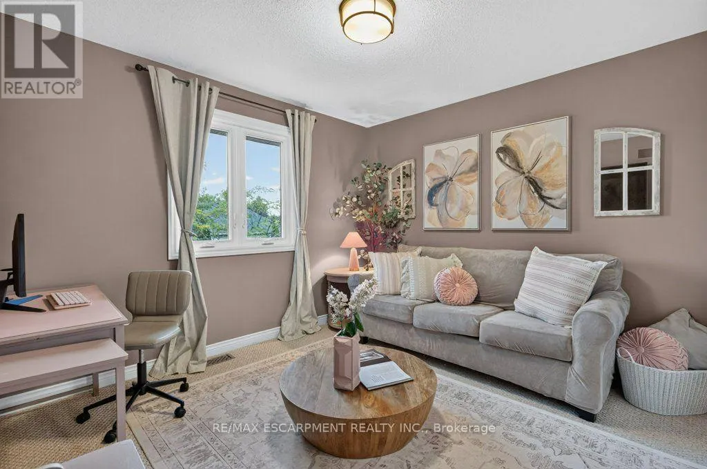 447 GOLF LINKS ROAD