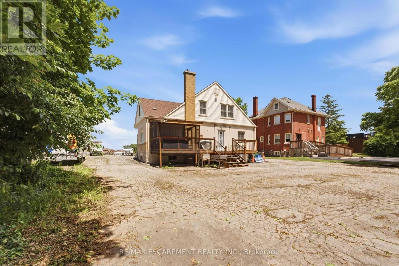1260 HIGHWAY 8