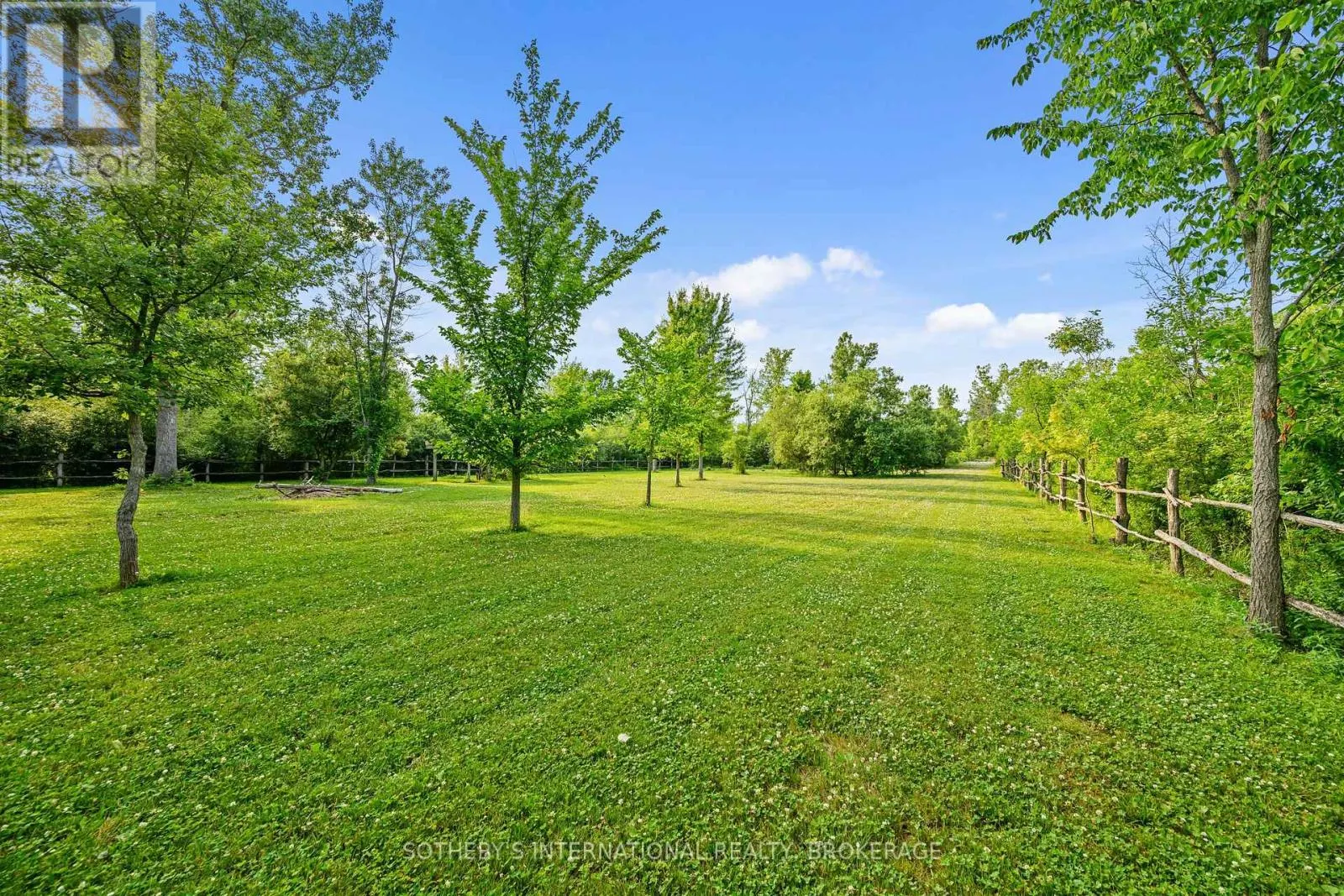 880 EDGEMERE ROAD