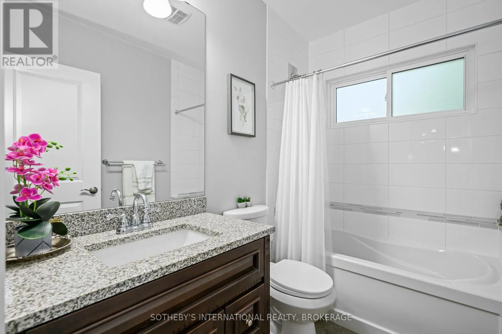 880 EDGEMERE ROAD