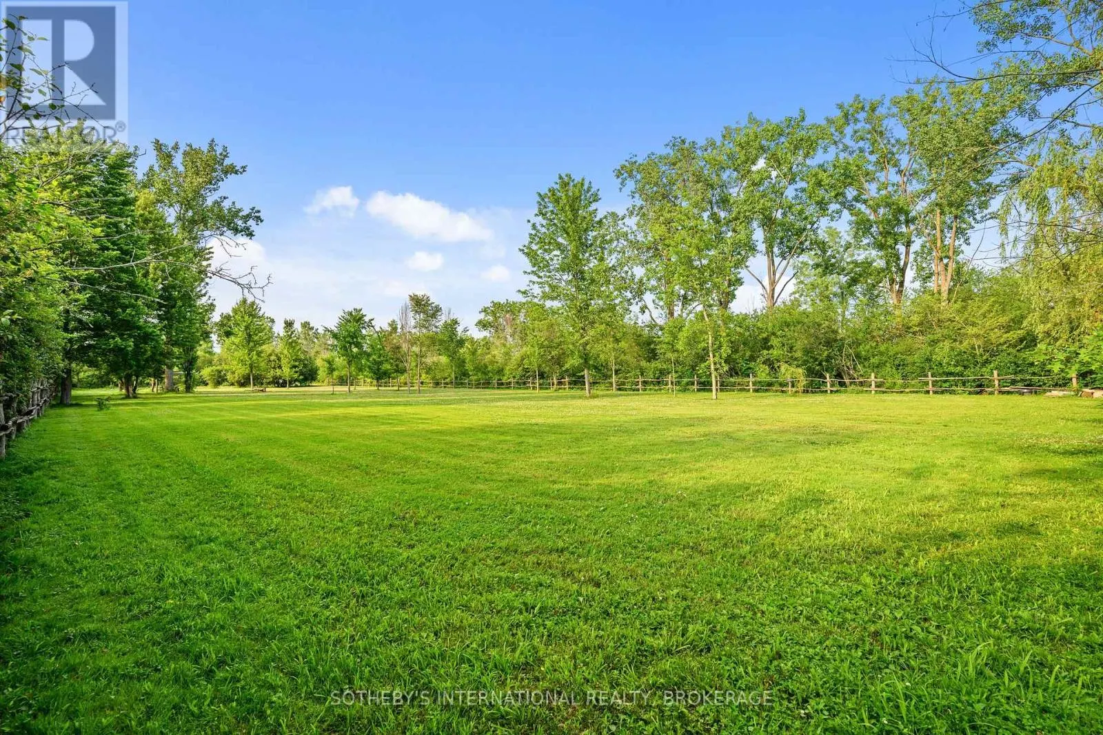 880 EDGEMERE ROAD