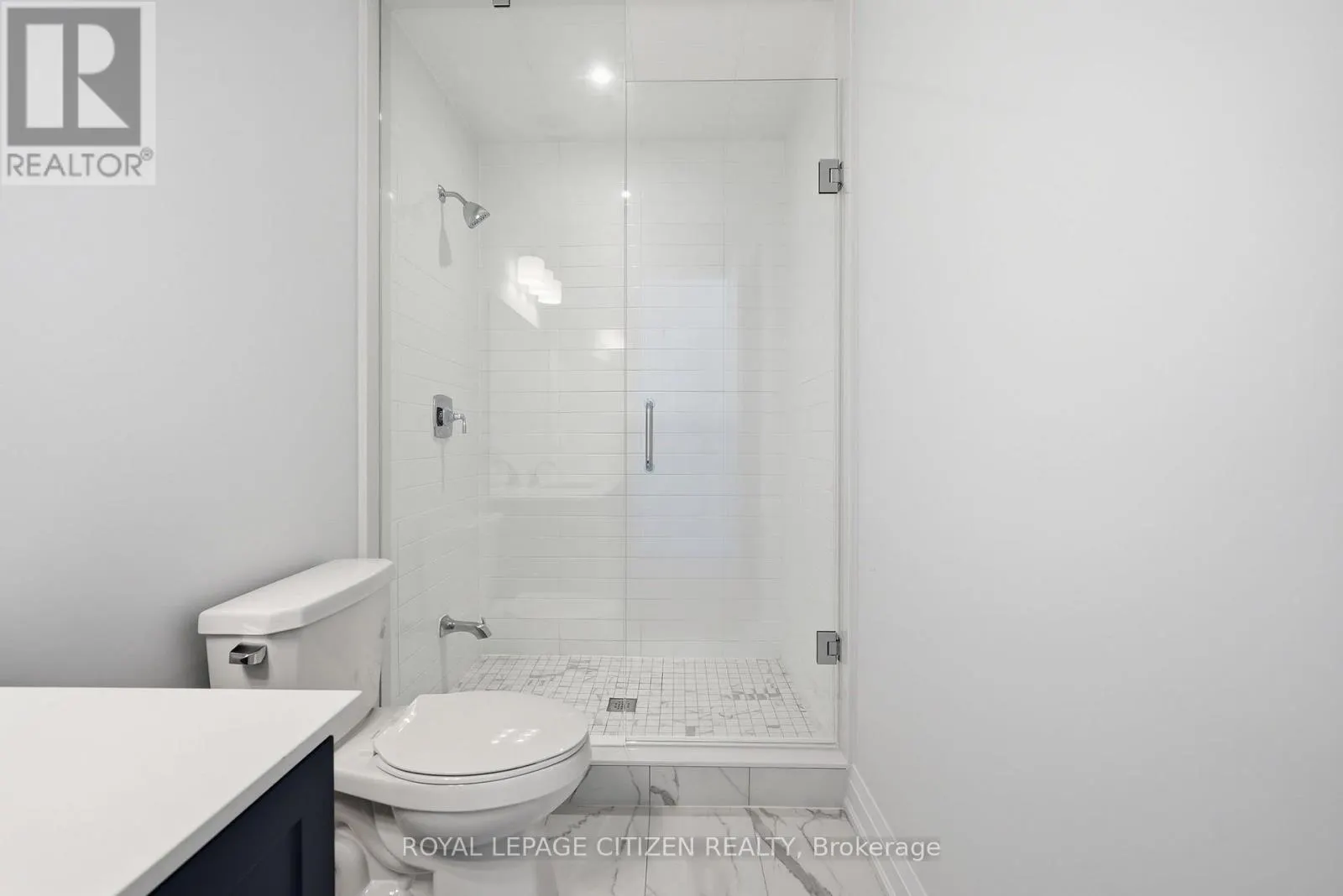 18 MCKAY AVENUE