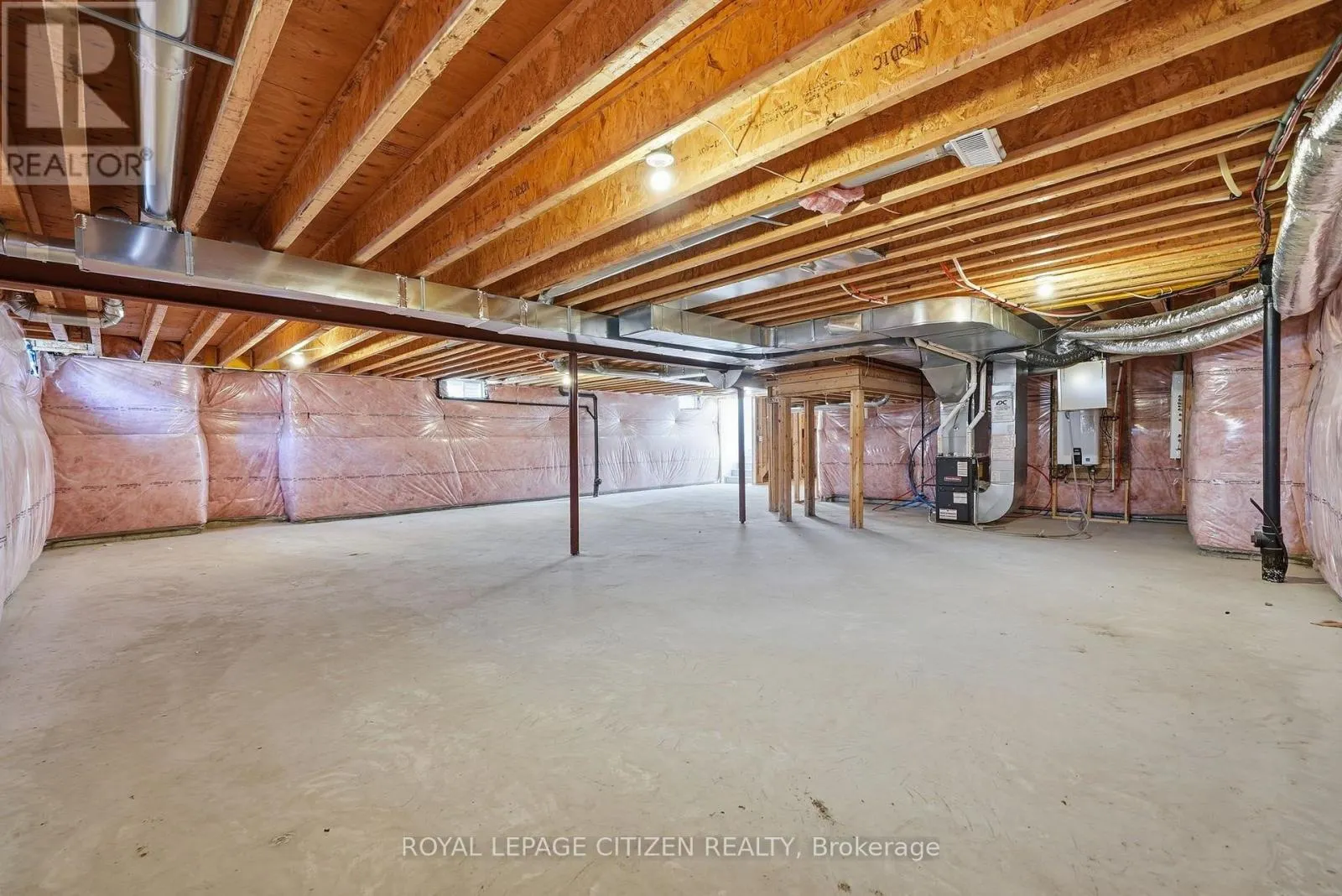 18 MCKAY AVENUE