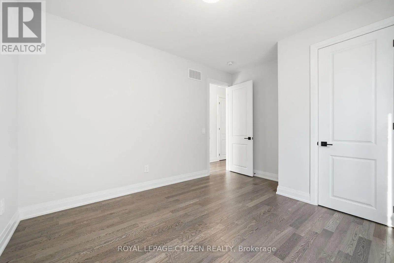 18 MCKAY AVENUE