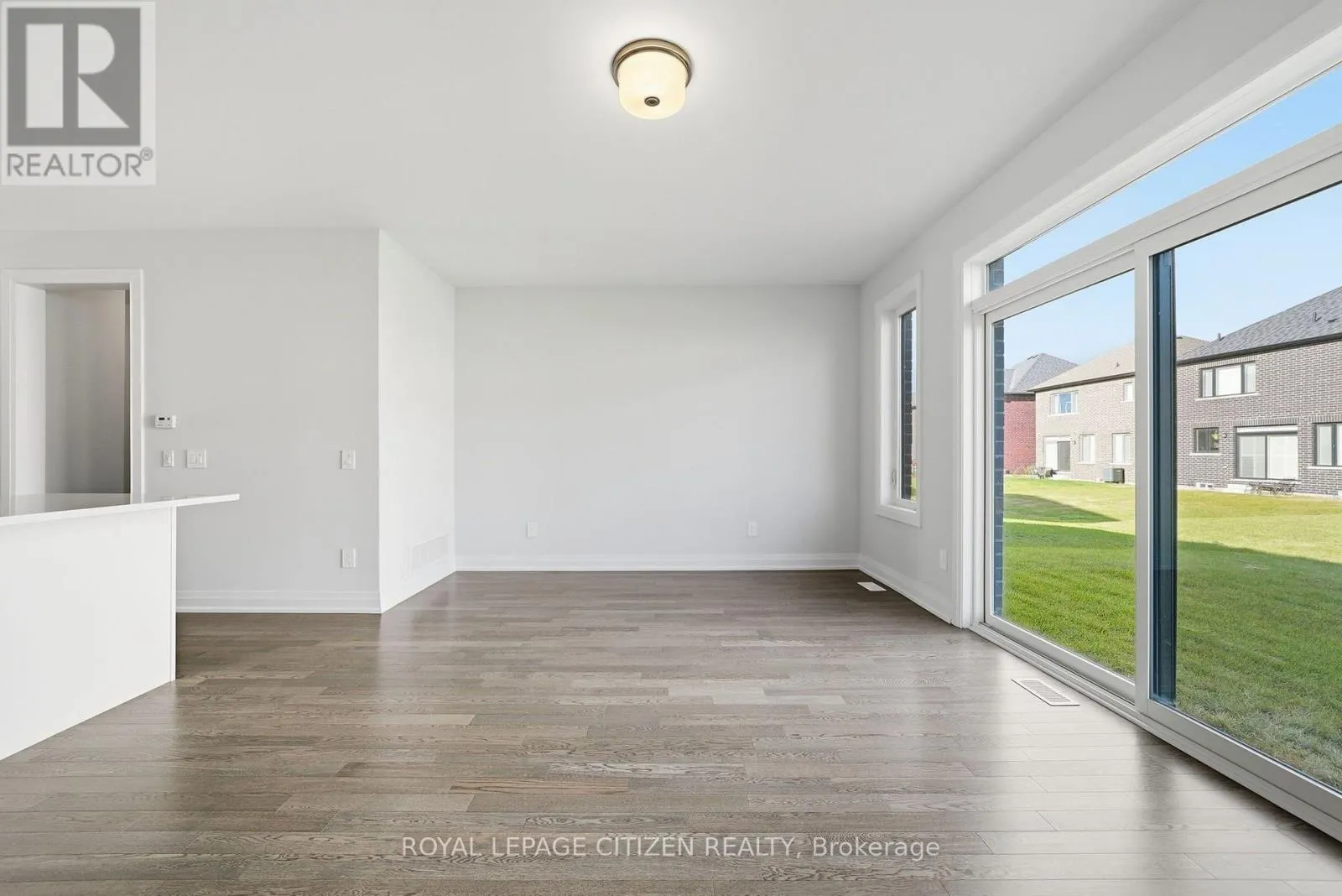 18 MCKAY AVENUE