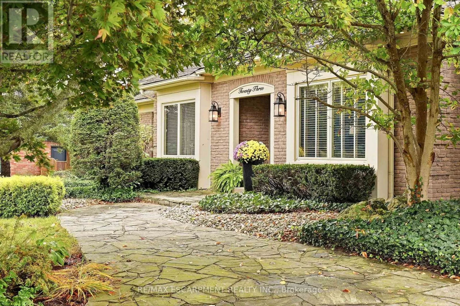 23 CULLUM DRIVE