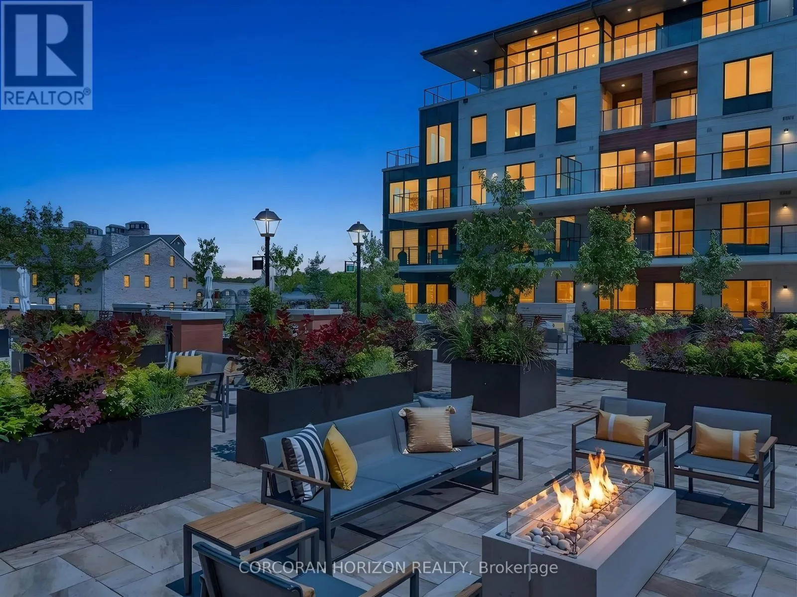 322 - 6523 WELLINGTON 7 ROAD