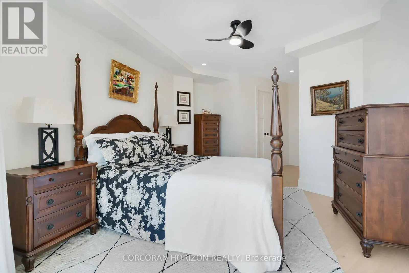 322 - 6523 WELLINGTON 7 ROAD