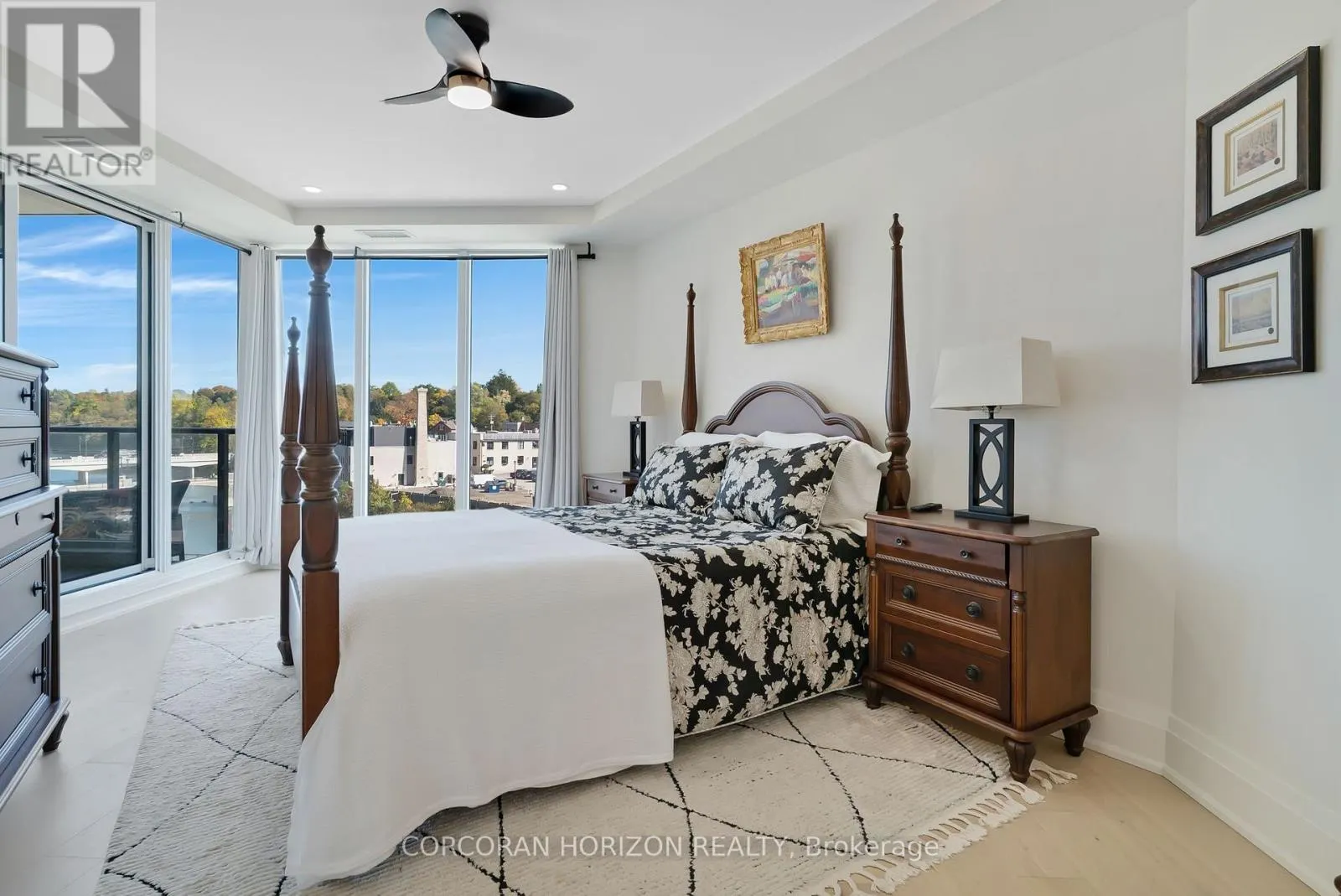 322 - 6523 WELLINGTON 7 ROAD