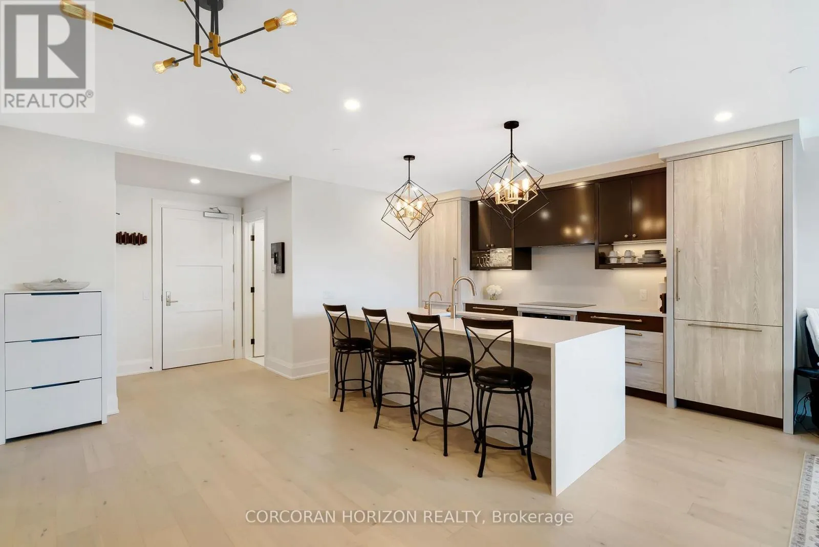322 - 6523 WELLINGTON 7 ROAD