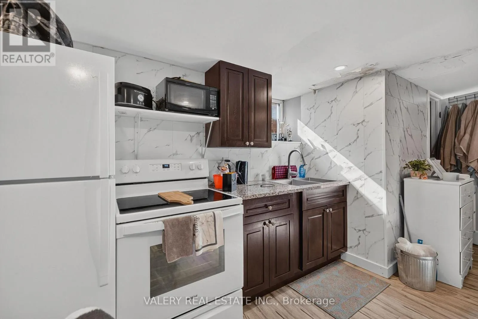752 SHERRING STREET