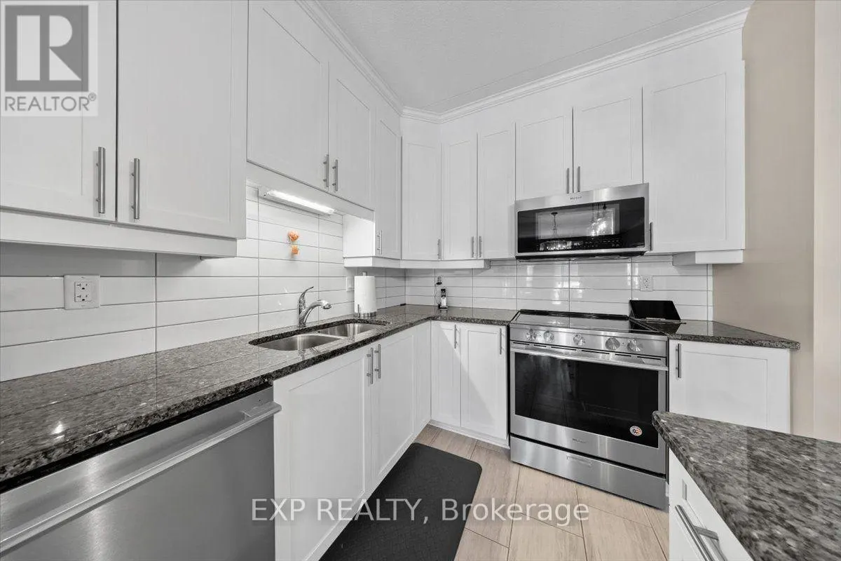 113 - 290 MASTERS LANE