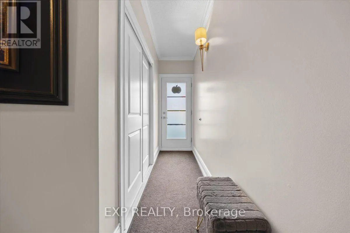 113 - 290 MASTERS LANE