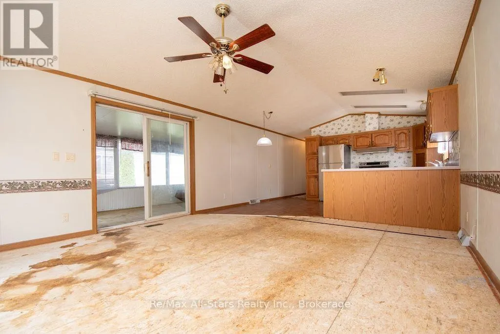 4 MCGREGOR DRIVE