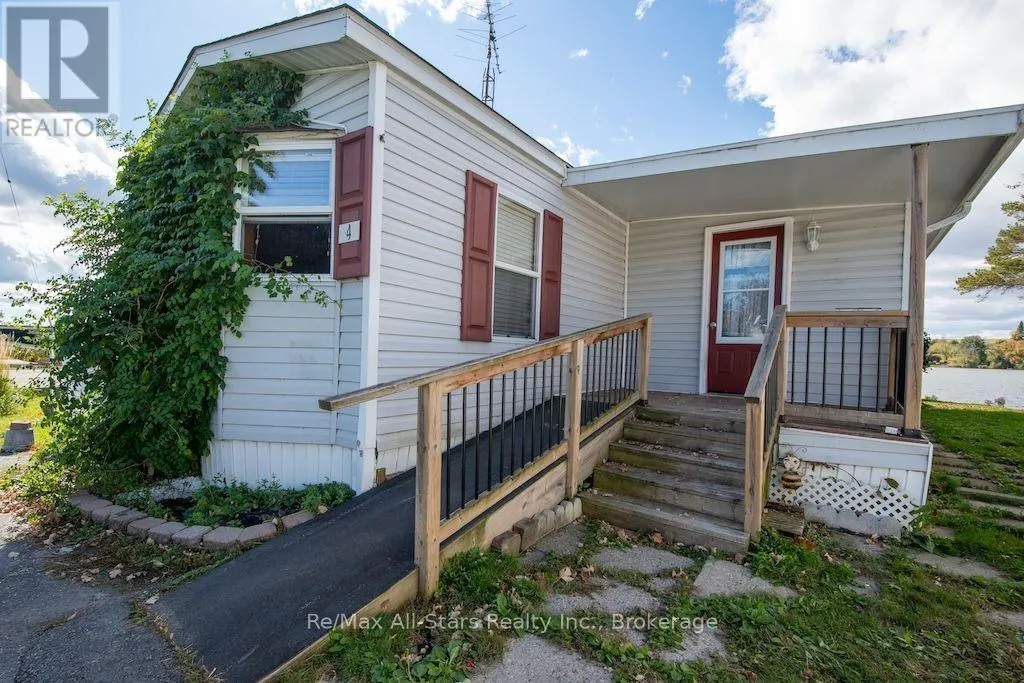 4 MCGREGOR DRIVE