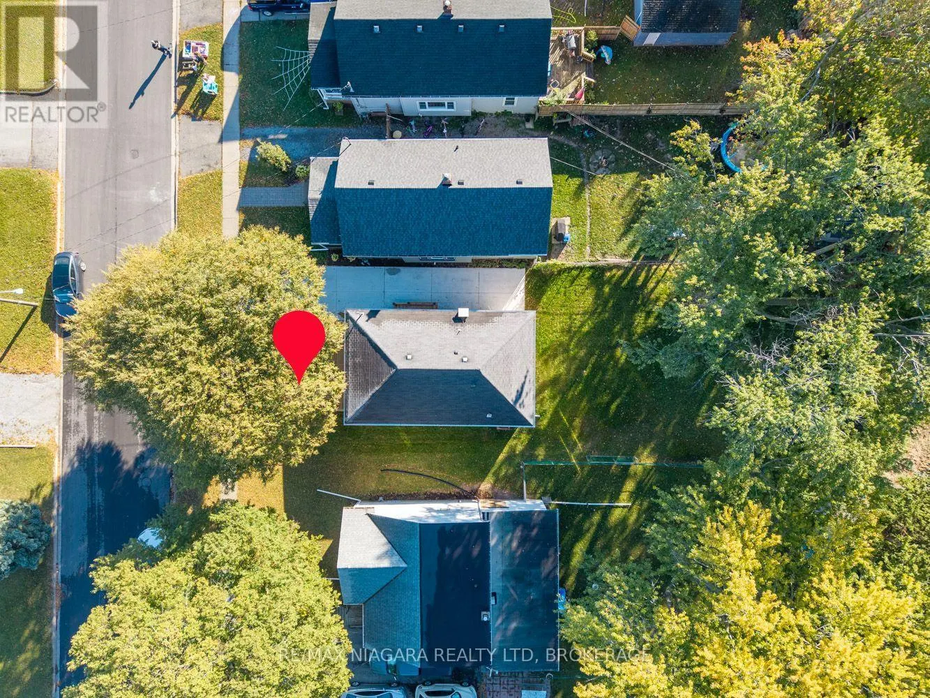 245 BOWEN ROAD