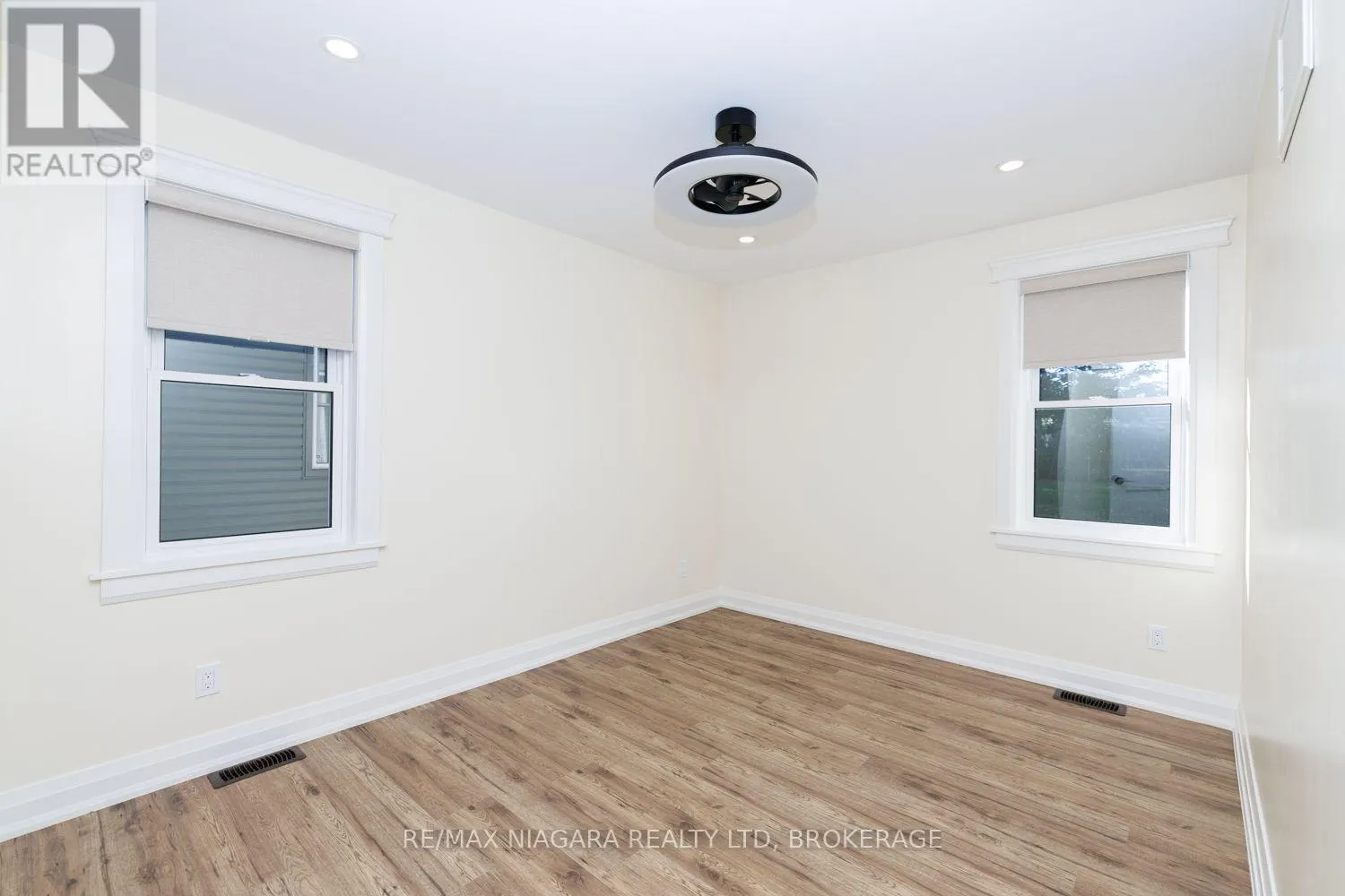 245 BOWEN ROAD