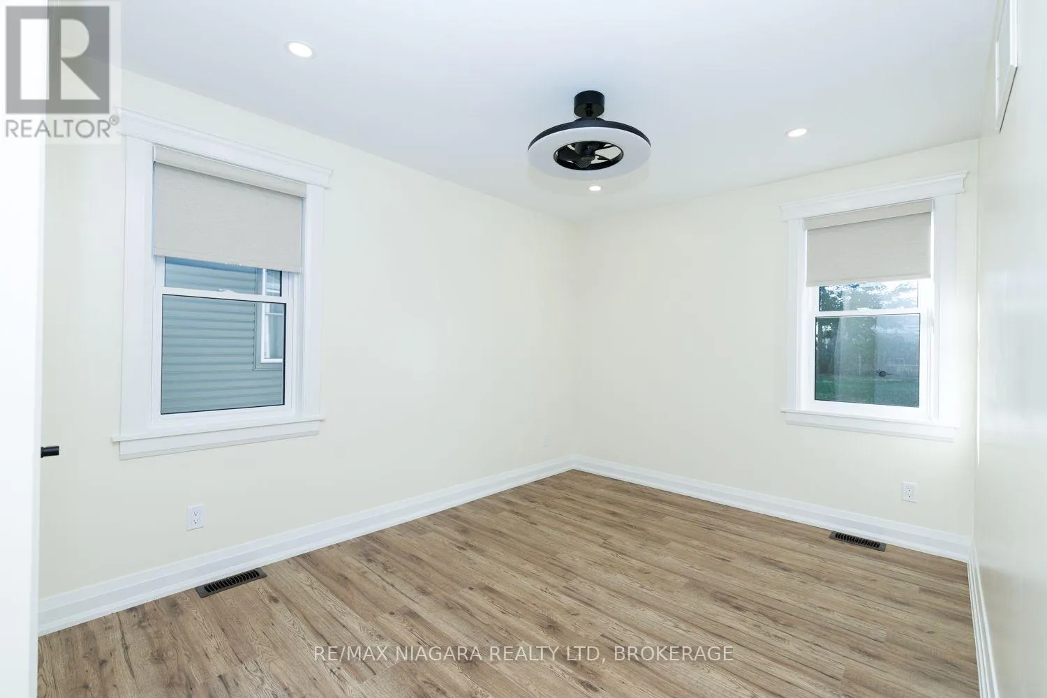 245 BOWEN ROAD