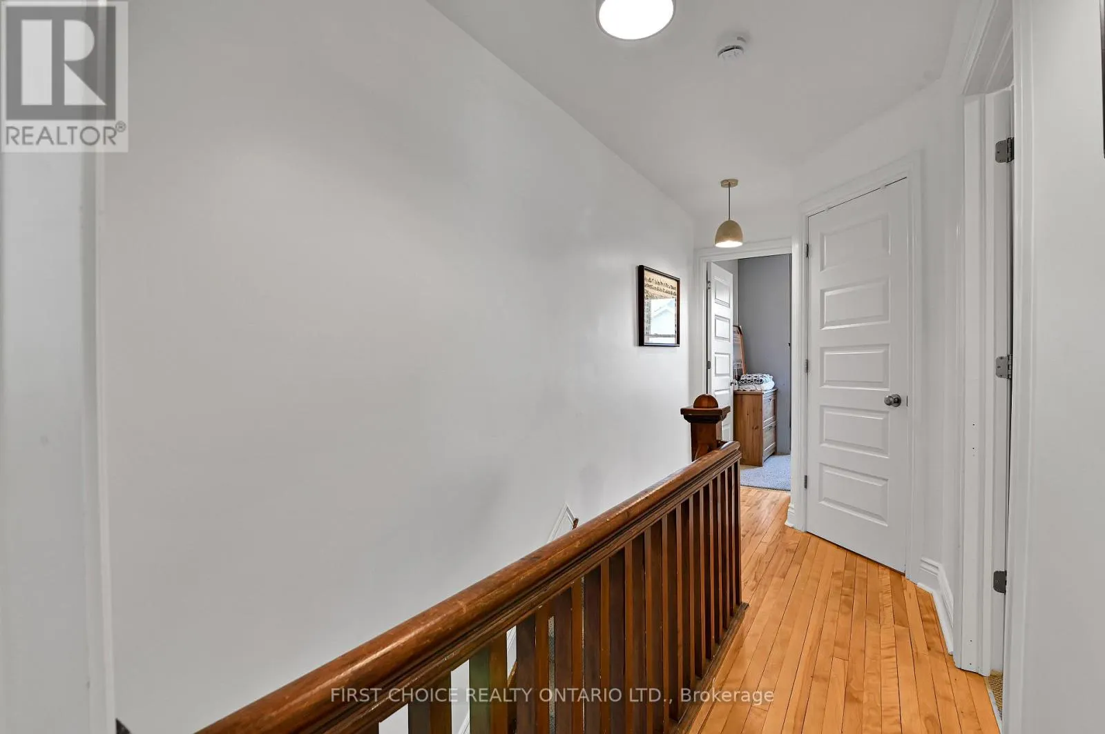 276 FIFTH AVENUE