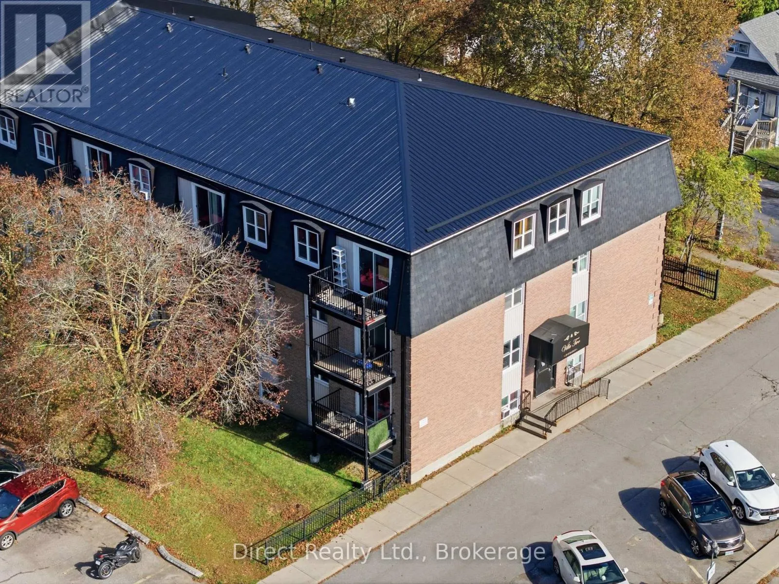 108 - 25 COLLEGE STREET E #108