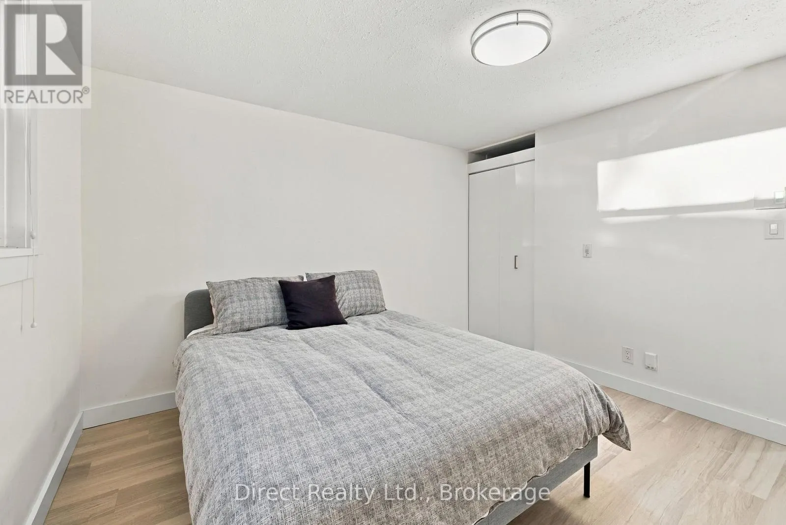 108 - 25 COLLEGE STREET E #108