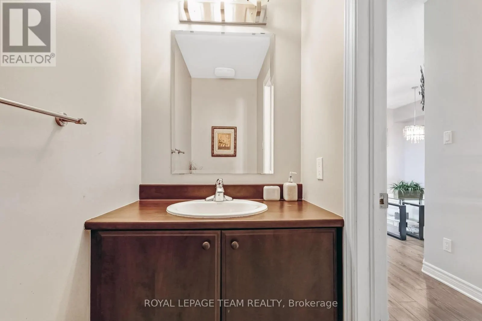 2224 ANGELICA AVENUE