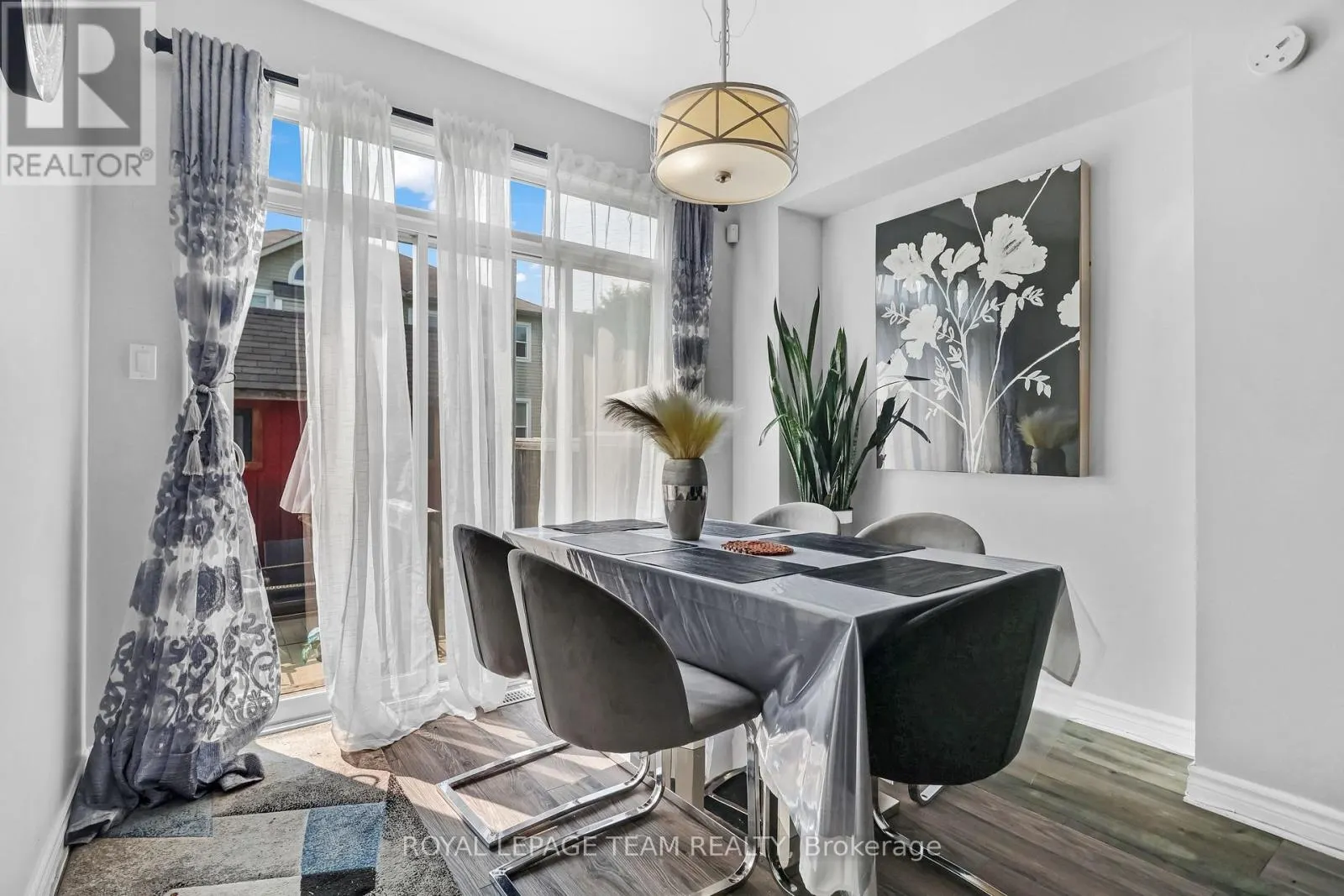 2224 ANGELICA AVENUE