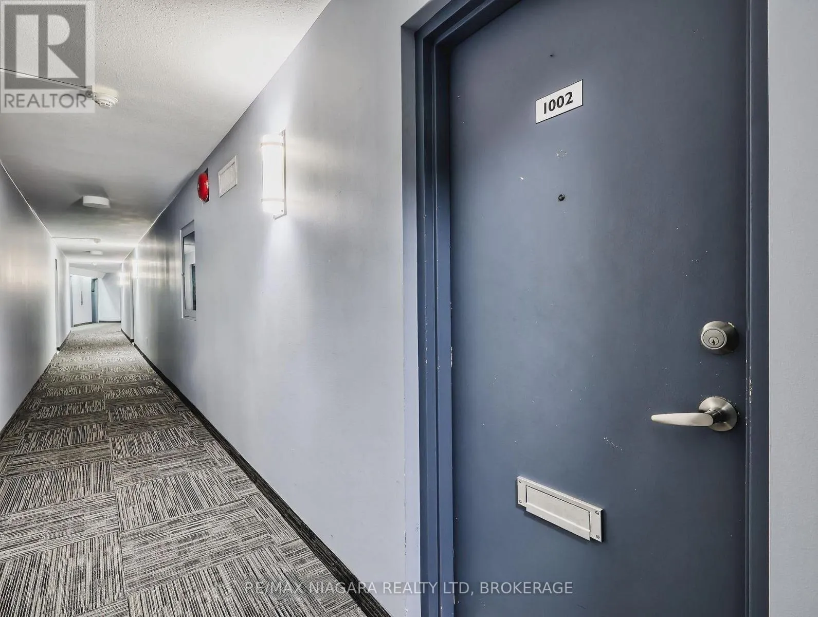 1002 - 35 TOWERING HEIGHTS BOULEVARD #1002