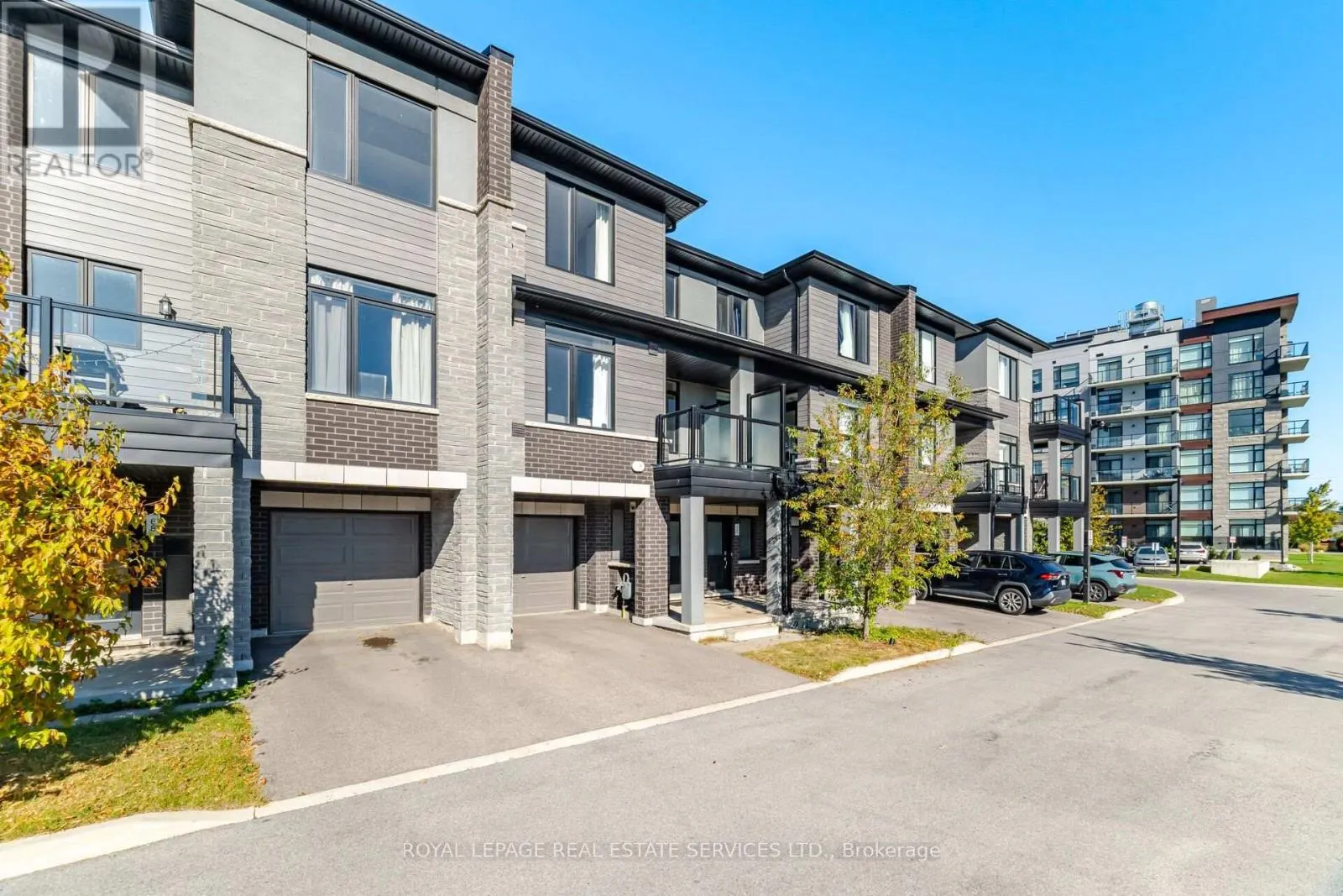69 - 590 NORTH SERVICE ROAD