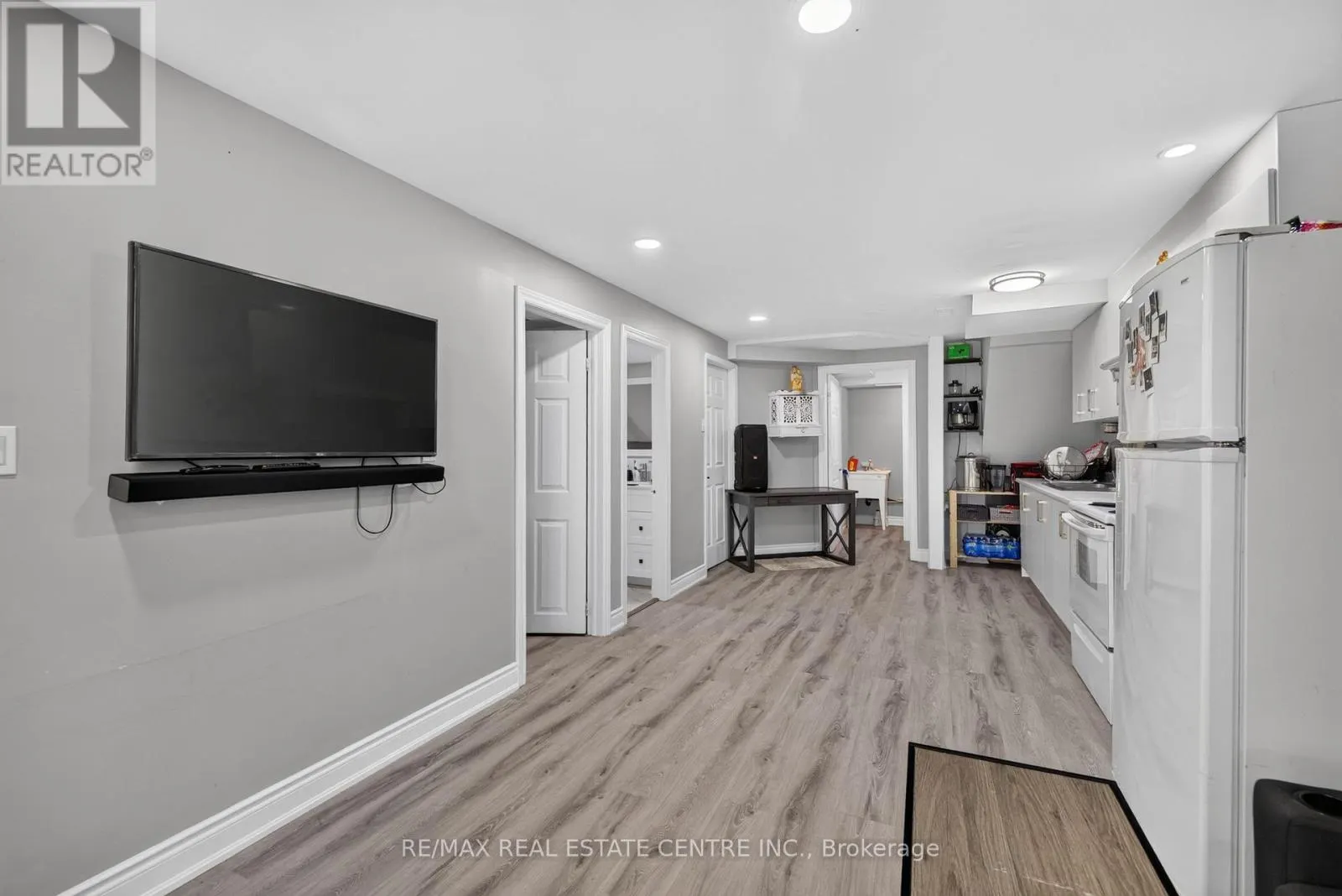 122 MOSS PLACE