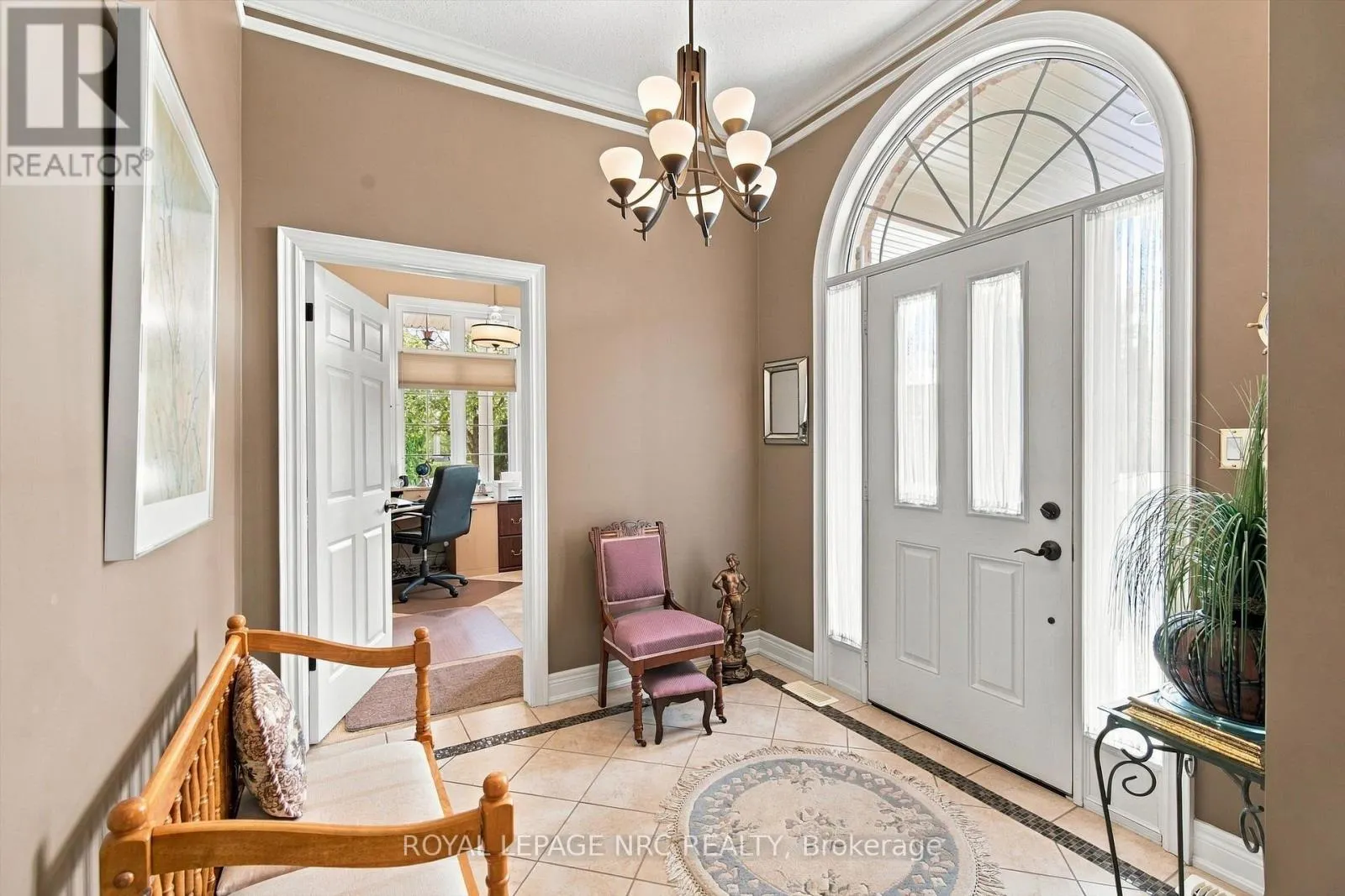 8 - 3232 MONTROSE ROAD #8