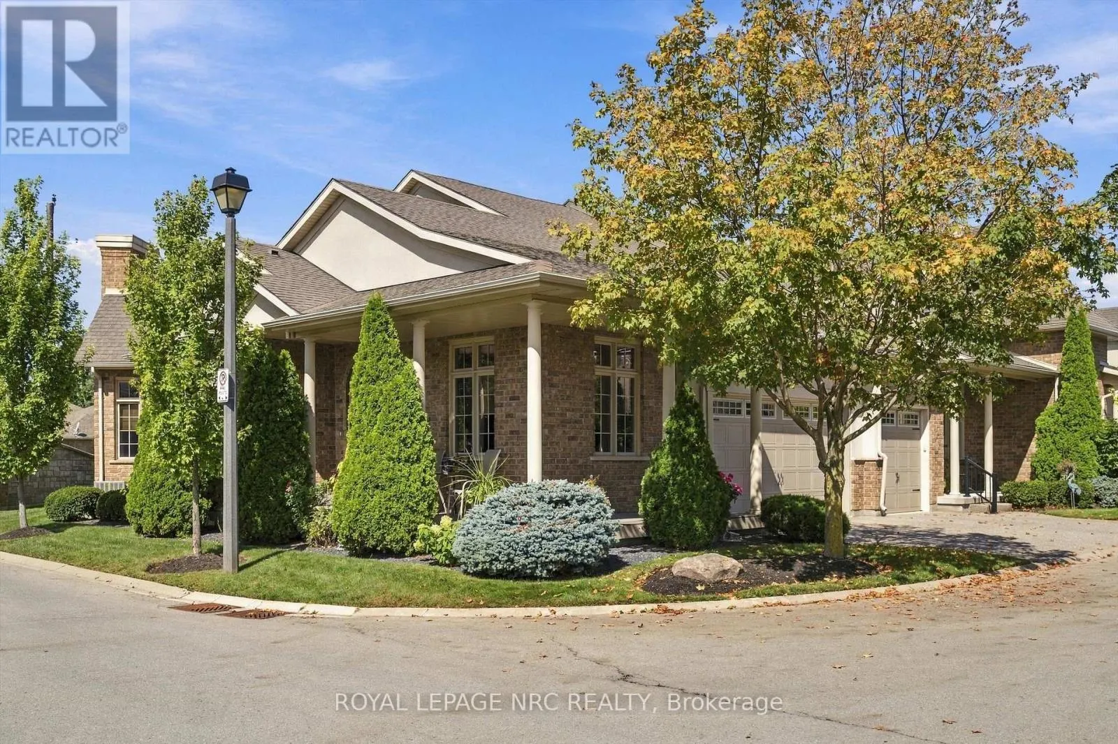 8 - 3232 MONTROSE ROAD #8