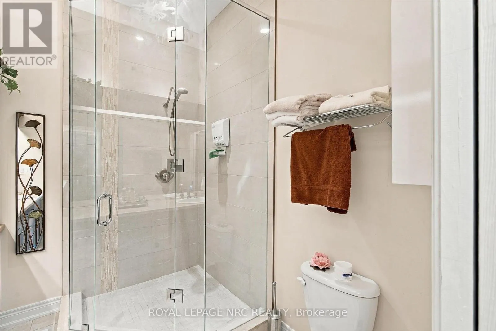 8 - 3232 MONTROSE ROAD #8