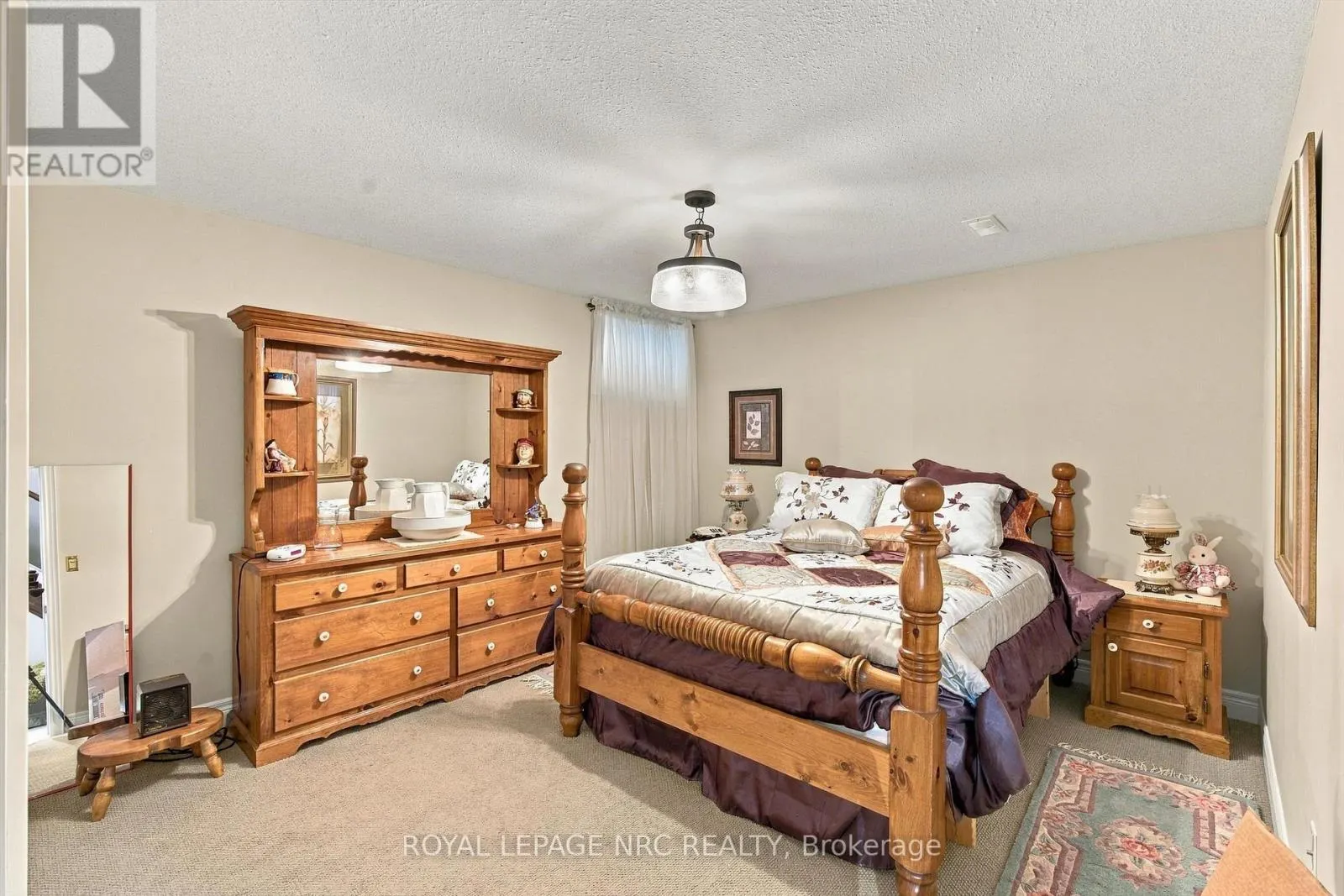 8 - 3232 MONTROSE ROAD #8