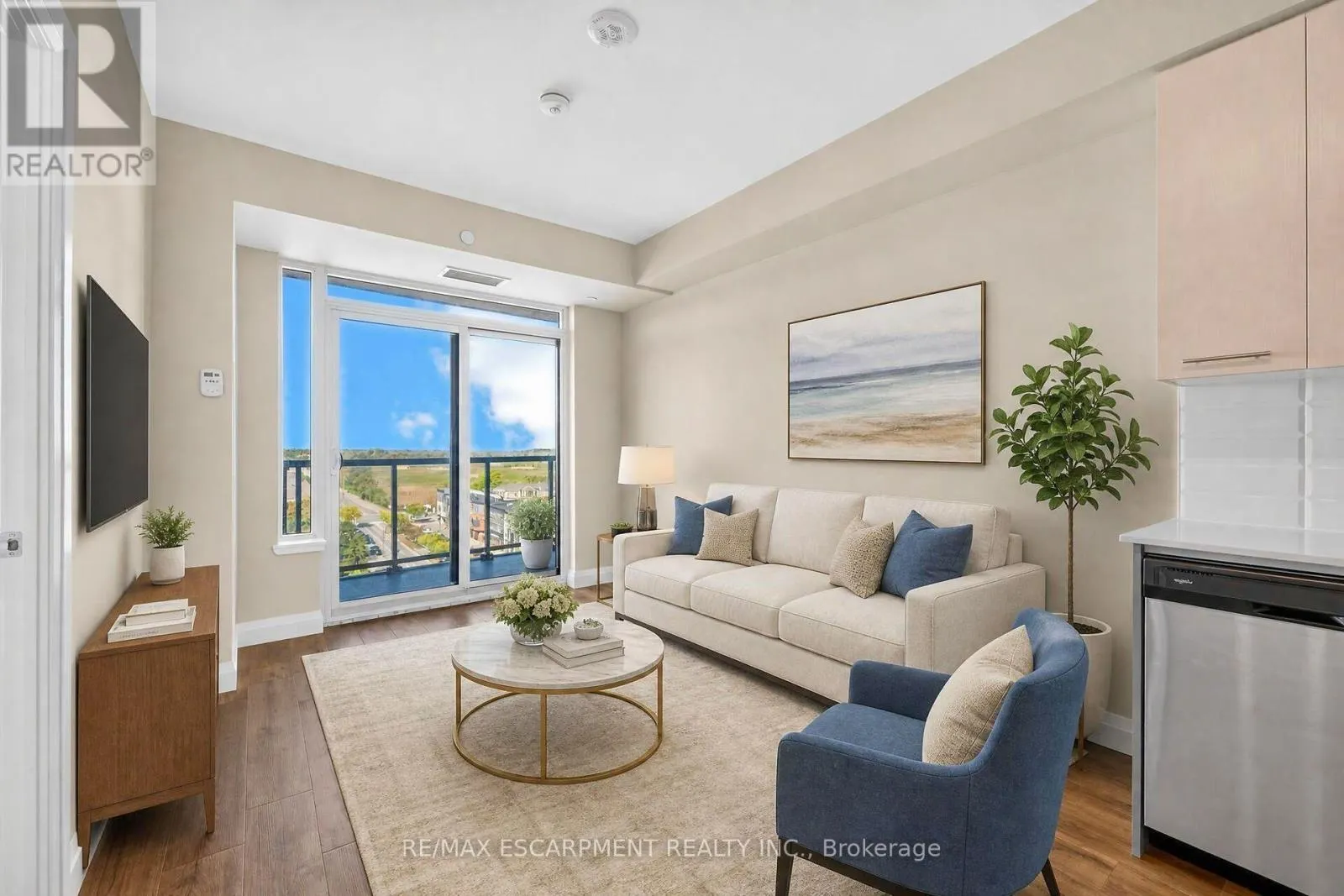 804 - 385 WINSTON ROAD